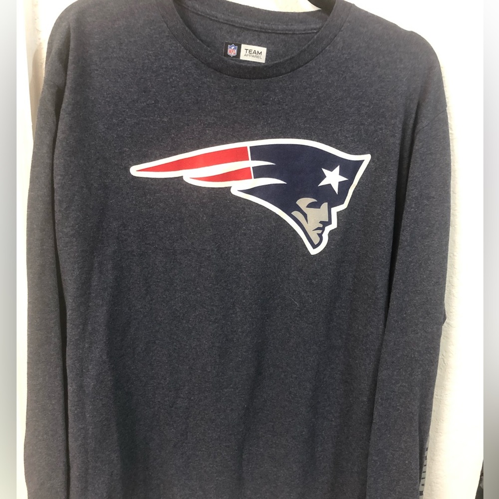 New England Patriots Long sleeve shirt size XL